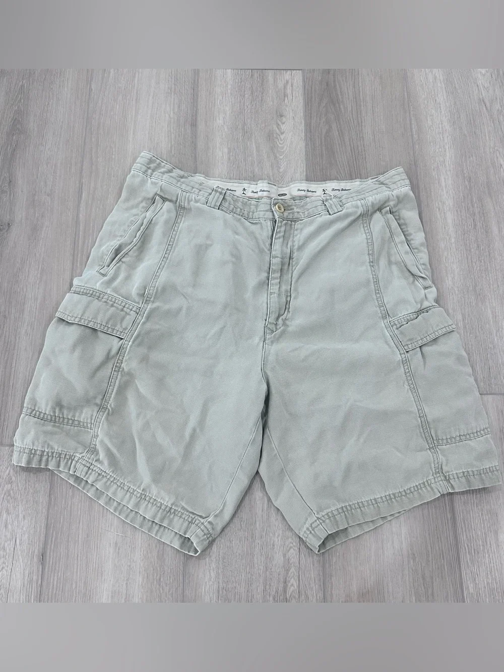 Tommy Bahama Relax cargo chino shorts khaki size 36
